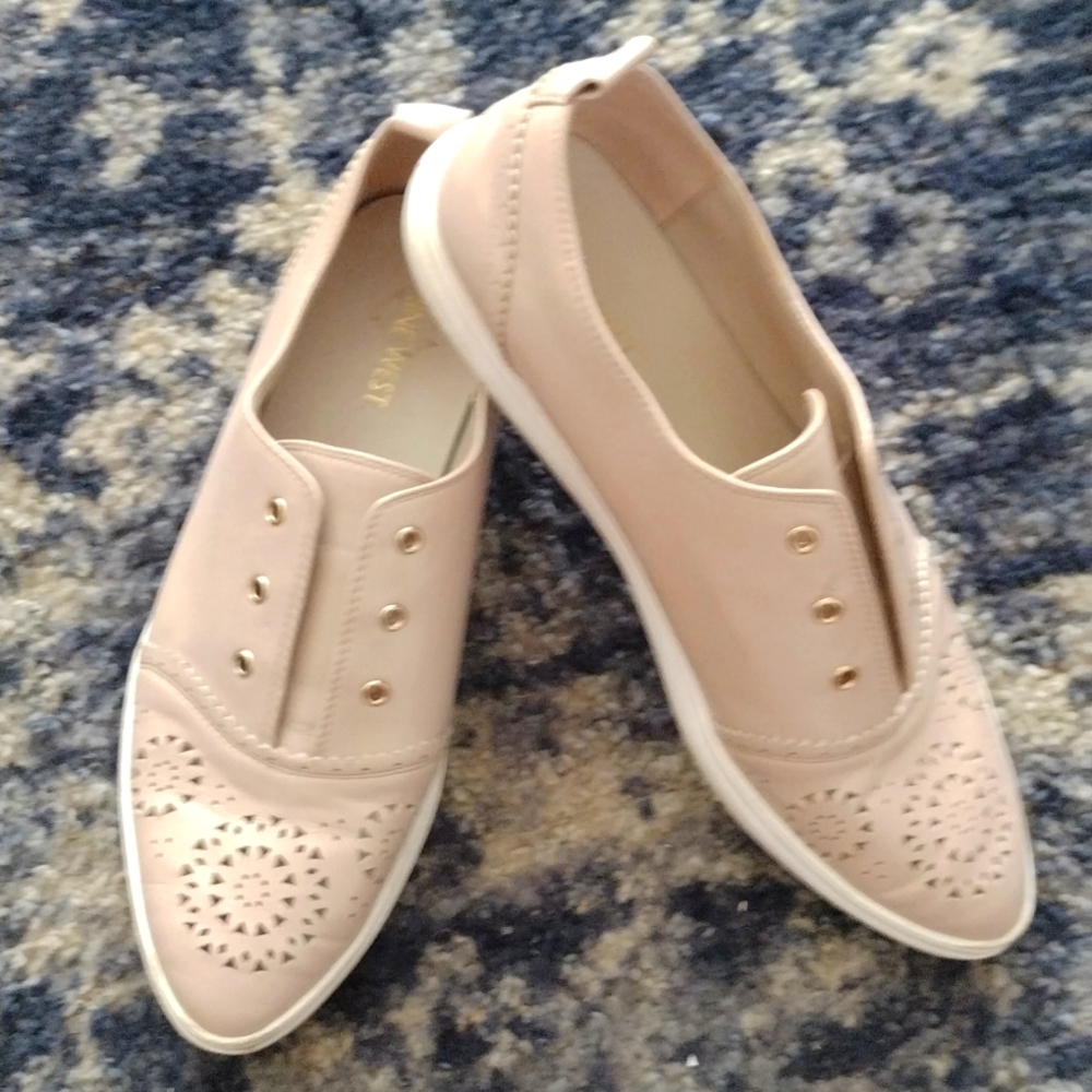 - Nine west leather blush pink cut out toe slip on sneakers